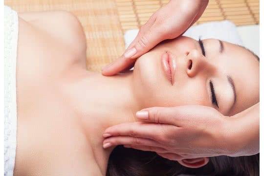 Notre massage du Visage Evasion, Le Kobido